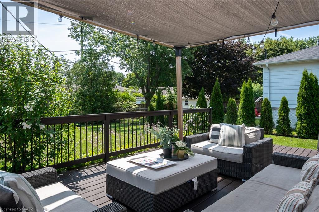 5410 Clive Crescent, Burlington, ON - Outdoor With Deck Patio Veranda With Exterior