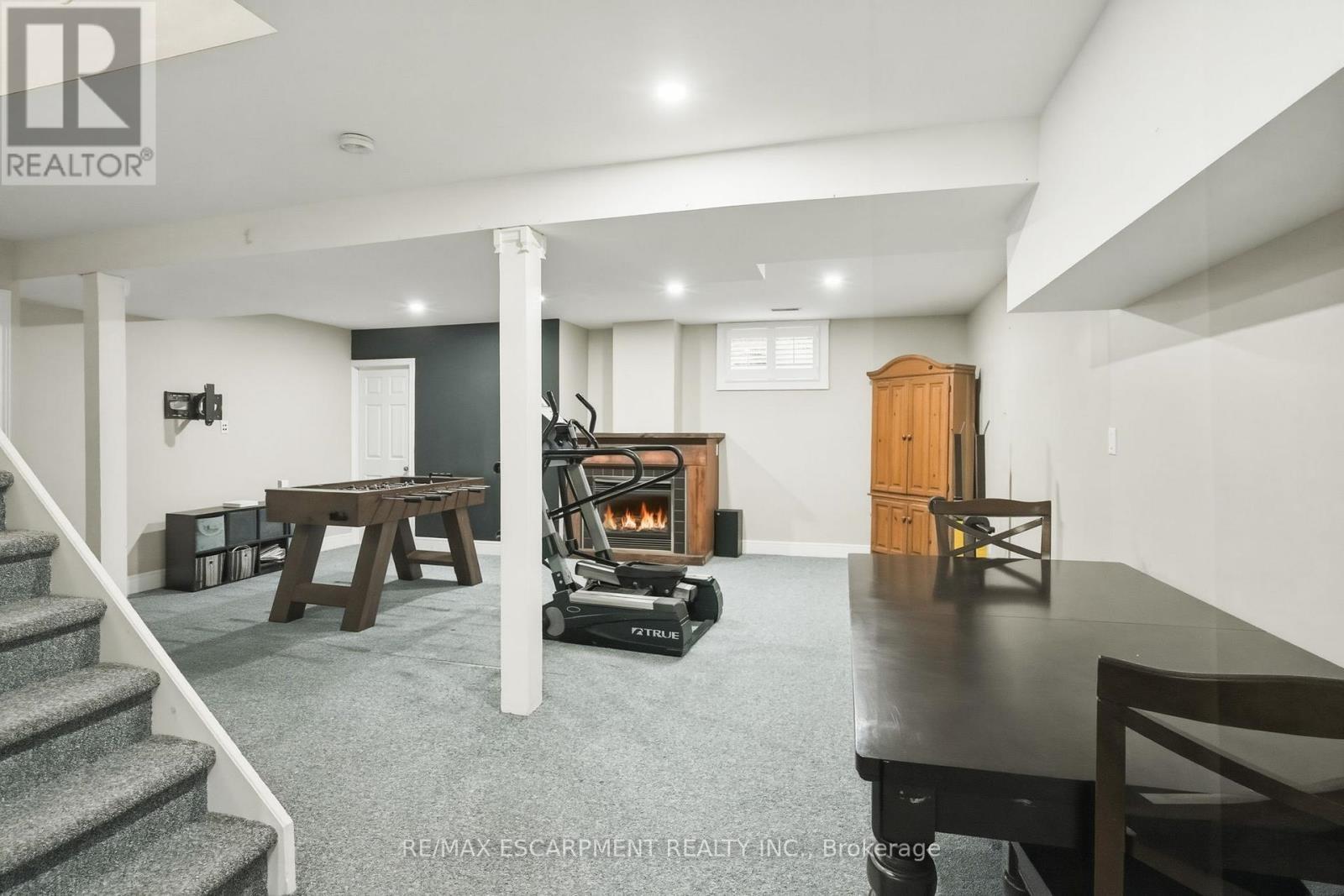 2000 15Th Side Road, Milton, ON - Indoor Photo Showing Basement