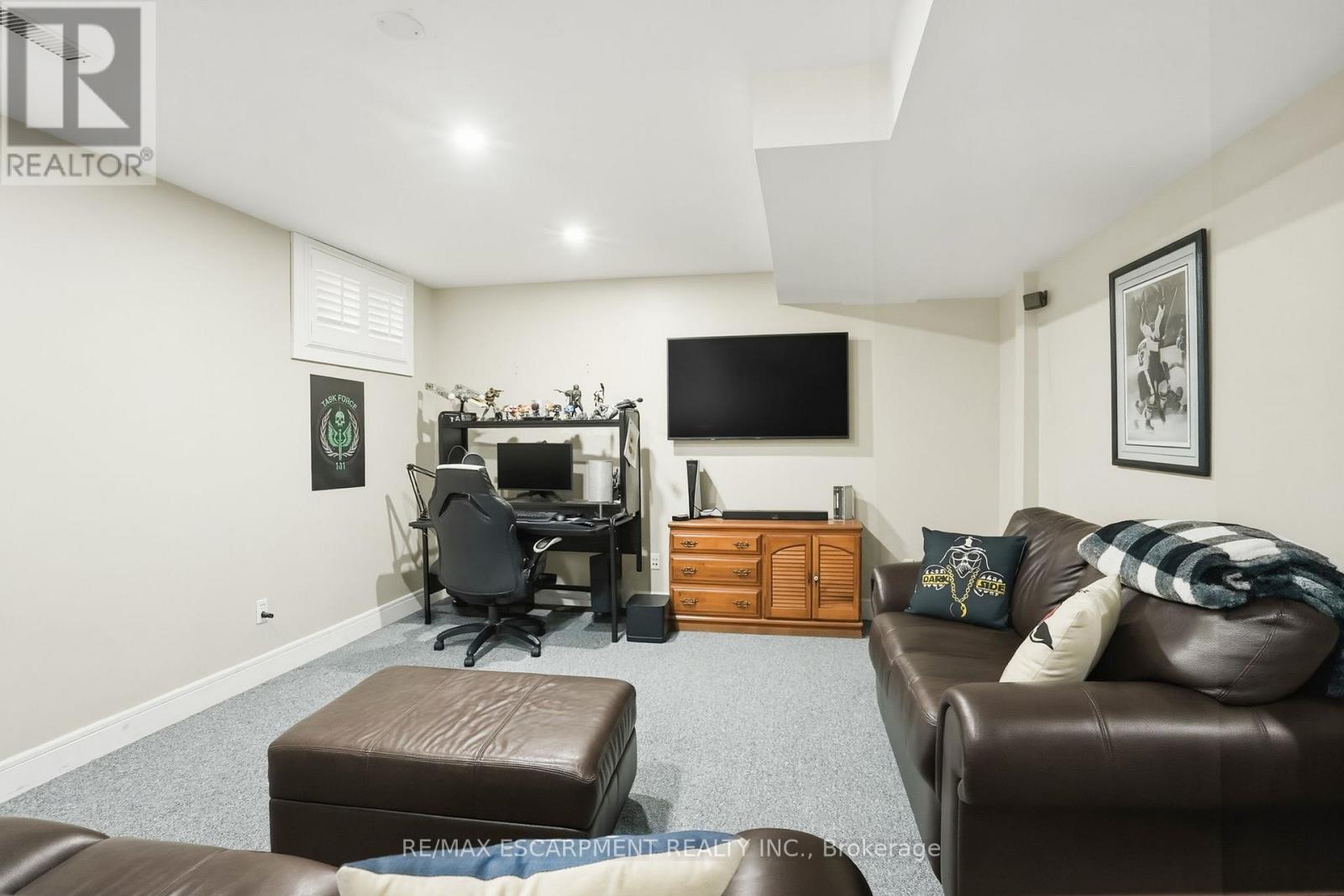 2000 15Th Side Road, Milton, ON - Indoor