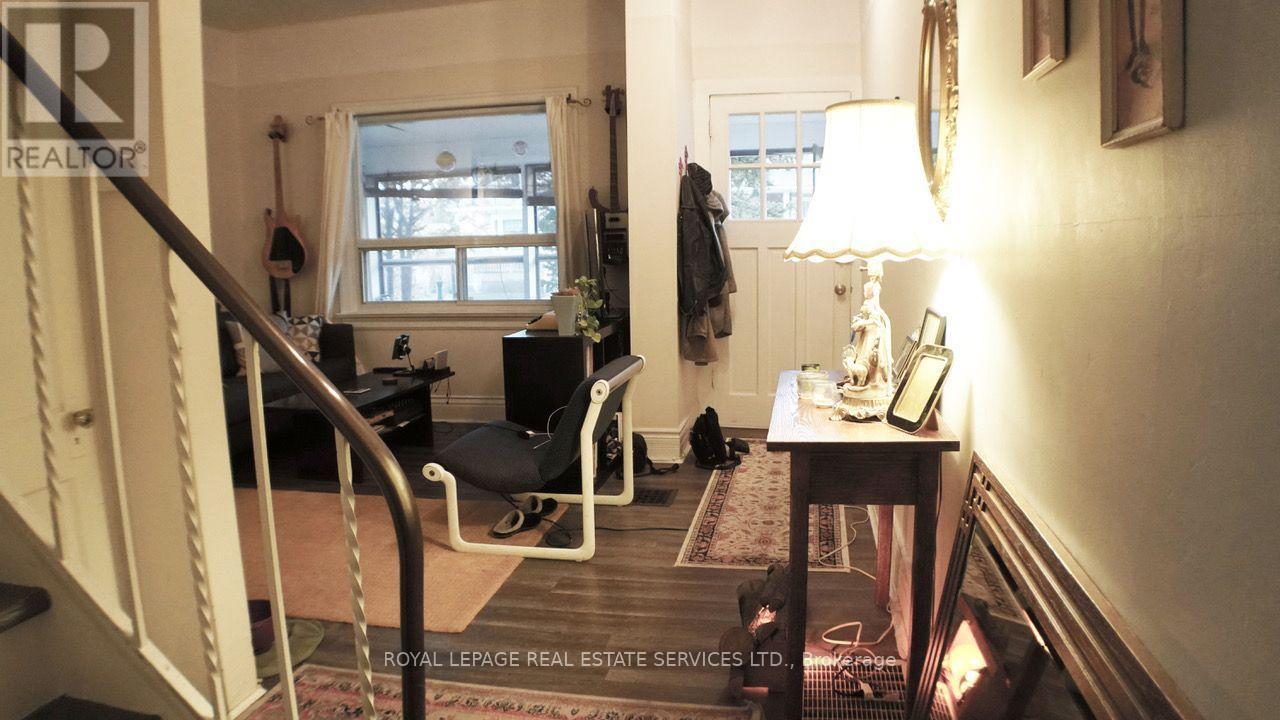 2 Saint Marks Road, Toronto, ON - Indoor Photo Showing Other Room