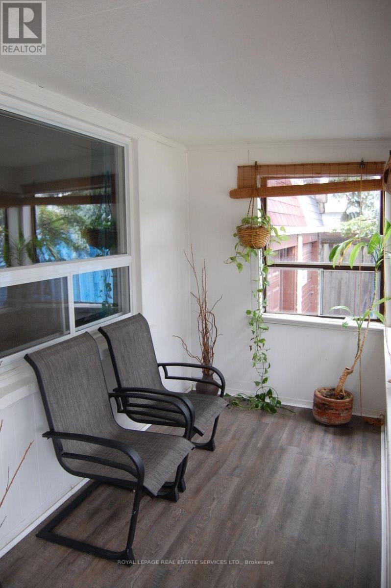 2 Saint Marks Road, Toronto, ON - Indoor