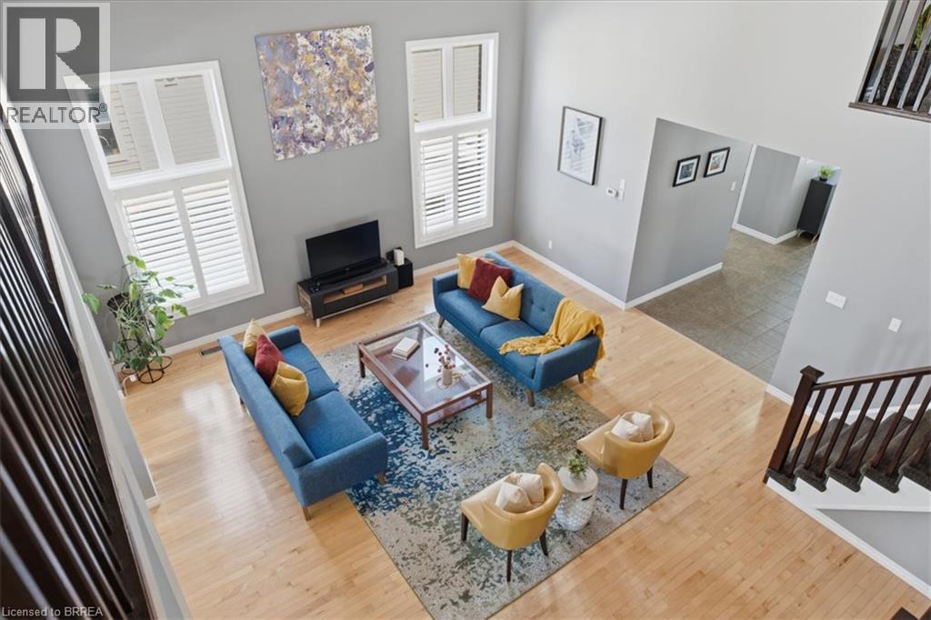 14 Mcqueen Drive, Paris, ON - Indoor With Fireplace