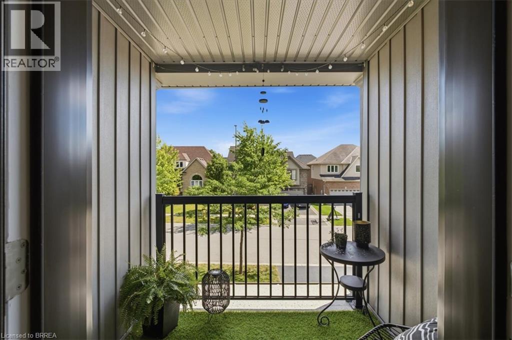 14 Mcqueen Drive, Paris, ON - With Balcony With Exterior
