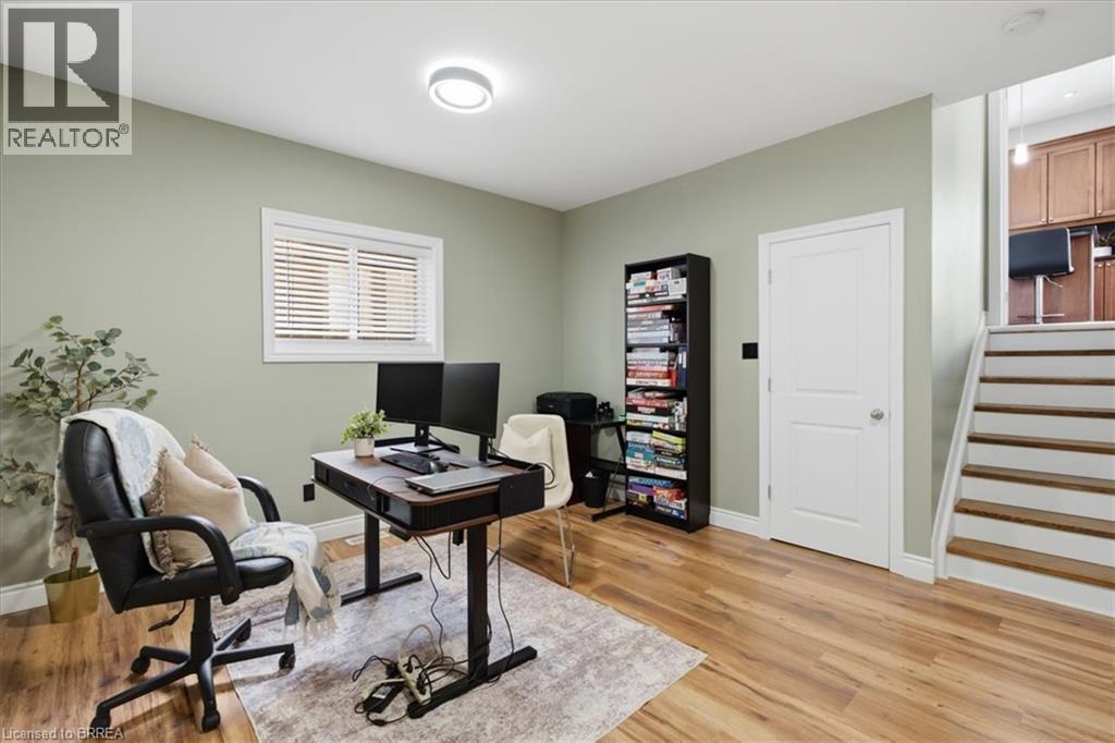 14 Mcqueen Drive, Paris, ON - Indoor Photo Showing Office