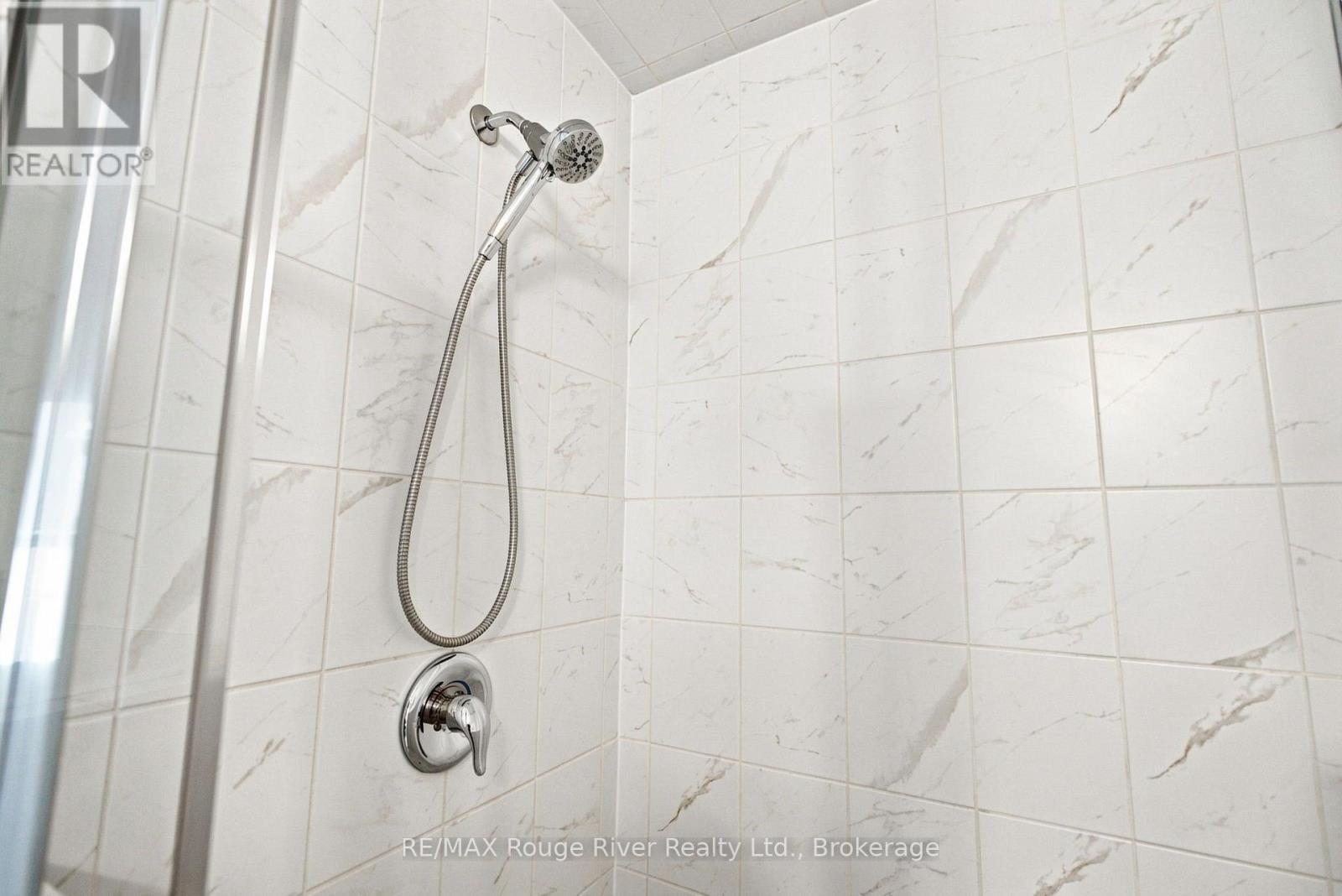 2607 Magdalen Path W, Oshawa (Windfields), ON - Indoor Photo Showing Bathroom