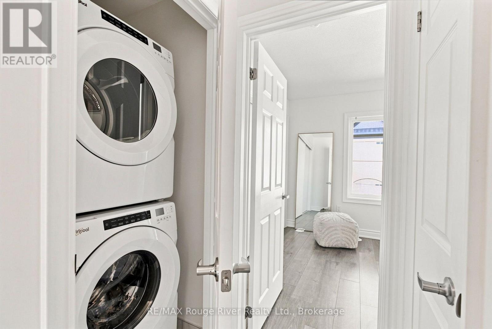 2607 Magdalen Path W, Oshawa (Windfields), ON - Indoor Photo Showing Laundry Room