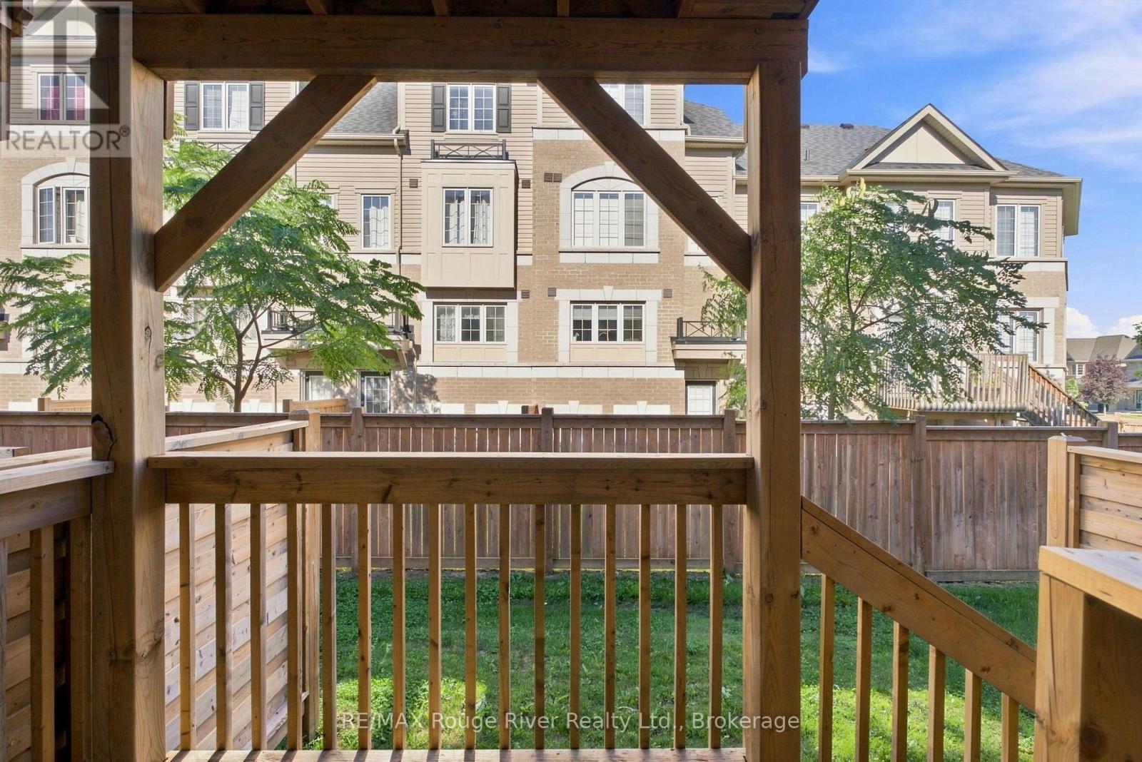 2607 Magdalen Path W, Oshawa (Windfields), ON - Outdoor