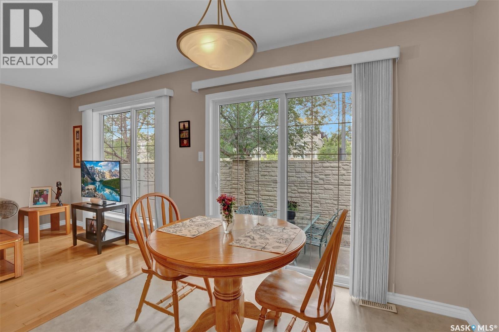 4926 Marigold Drive, Regina, SK - Indoor Photo Showing Dining Room