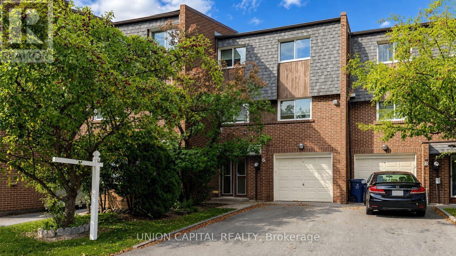 6 Windy Golf Way, Toronto, ON - Outdoor