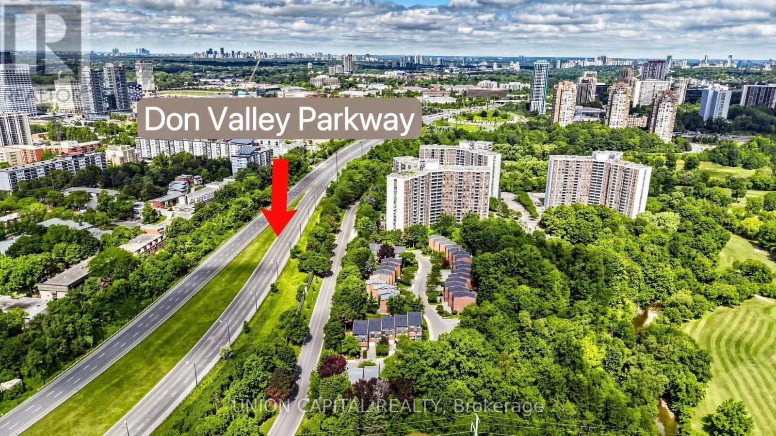 6 Windy Golf Way, Toronto, ON - Outdoor With View