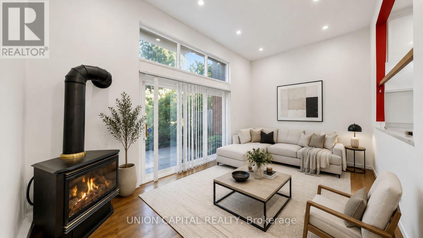 6 Windy Golf Way, Toronto, ON - Indoor Photo Showing Living Room With Fireplace