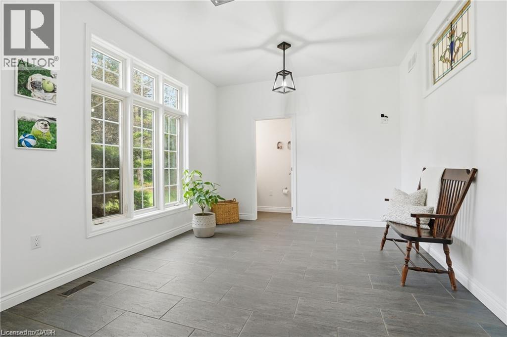 2000 15 Side Road, Milton, ON - Indoor Photo Showing Other Room