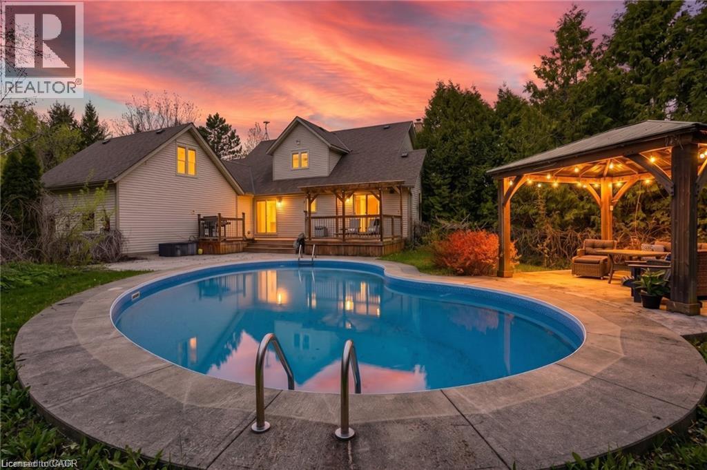 2000 15 Side Road, Milton, ON - Outdoor With In Ground Pool With Deck Patio Veranda With Backyard