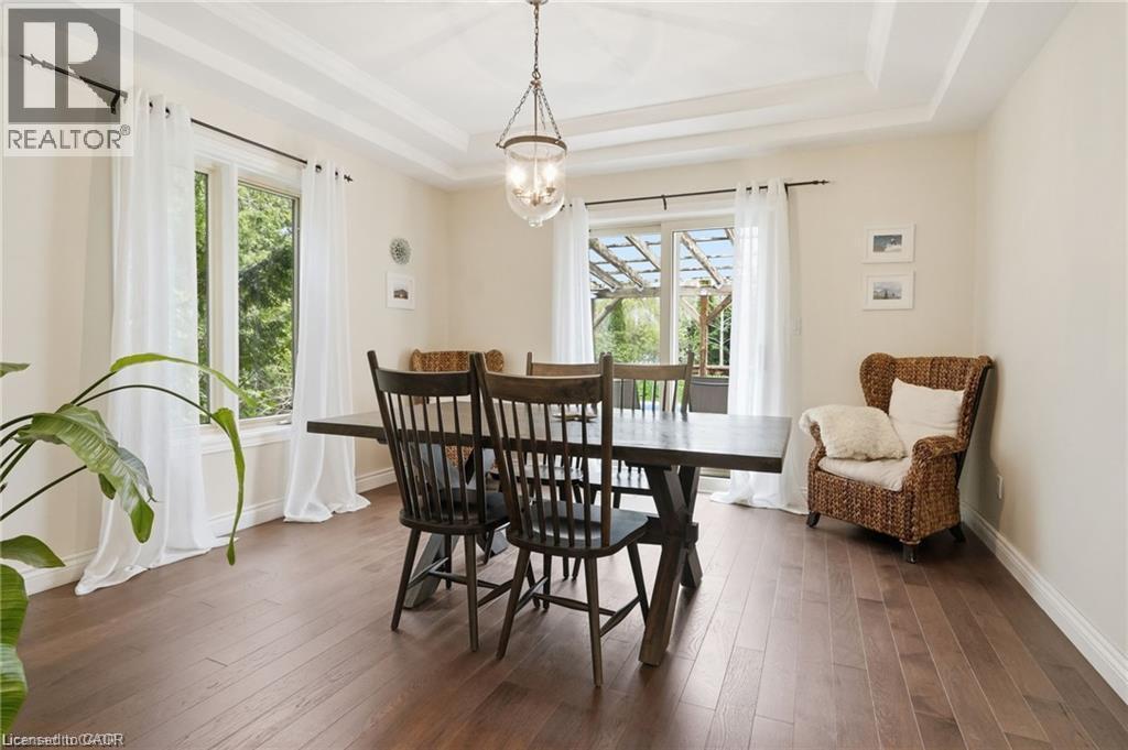 2000 15 Side Road, Milton, ON - Indoor Photo Showing Dining Room
