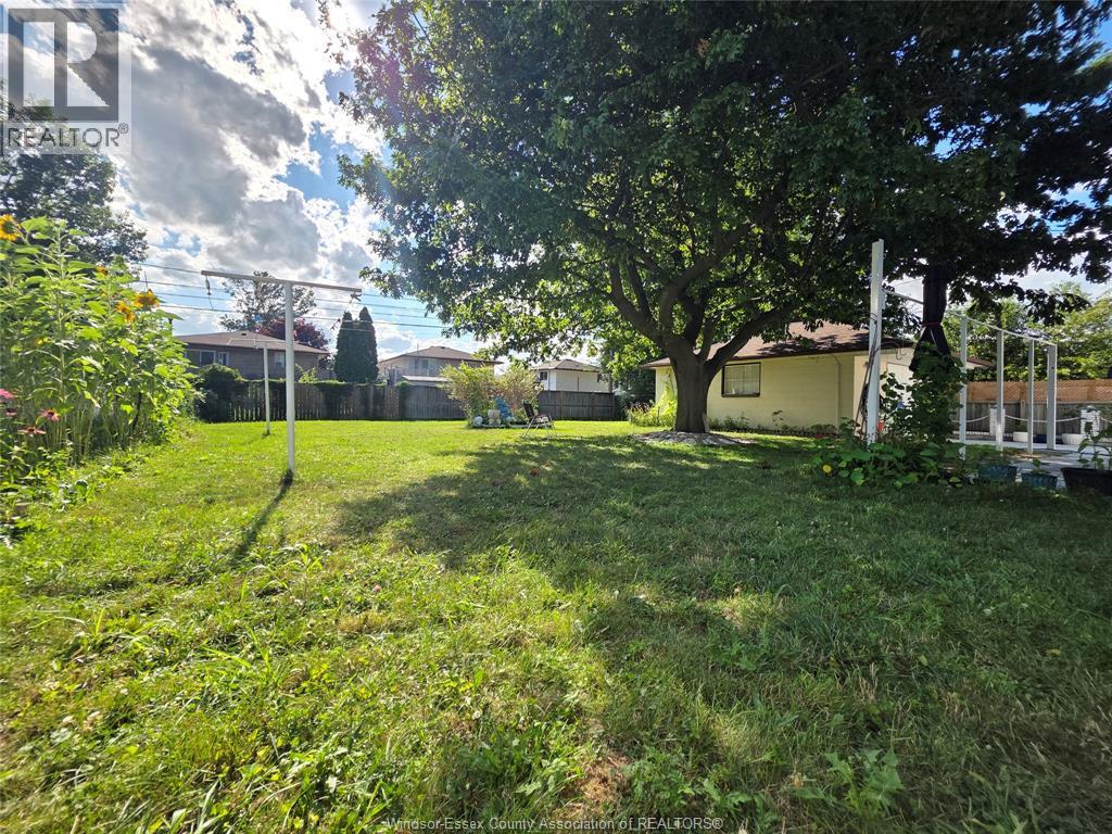 3767 Turner, Windsor, ON - Outdoor