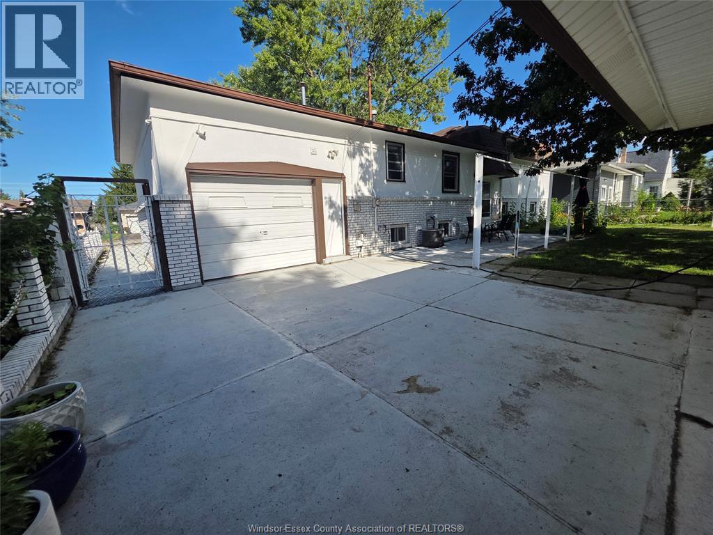 3767 Turner, Windsor, ON - Outdoor