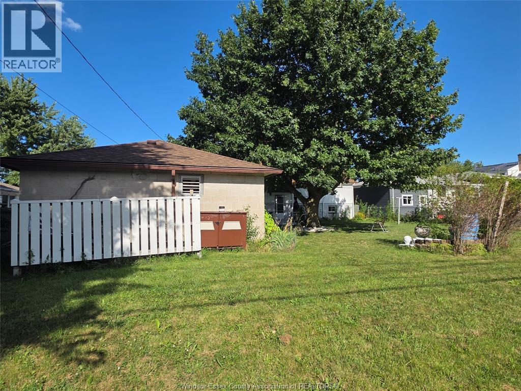 3767 Turner, Windsor, ON - Outdoor