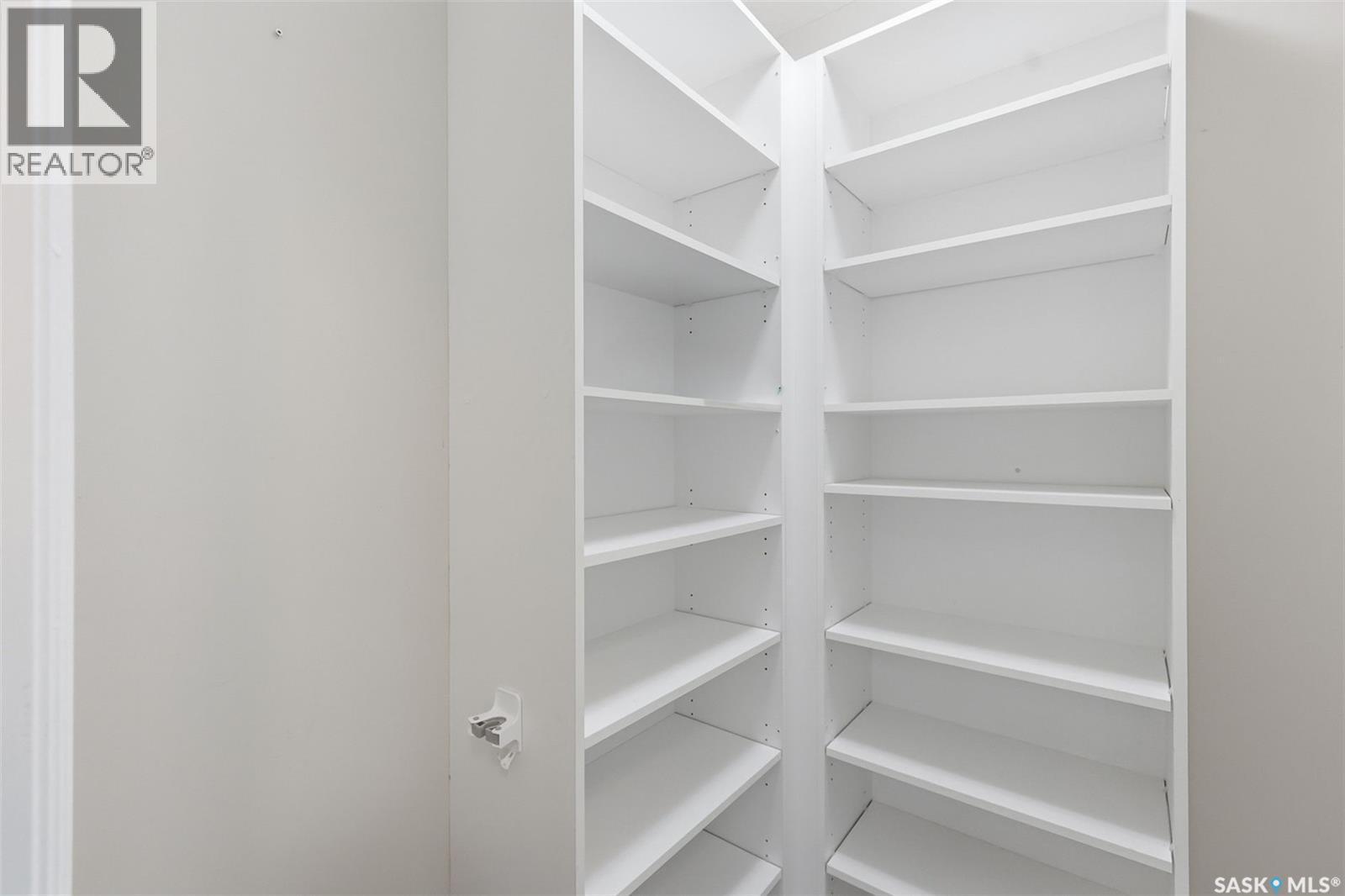 360 Willowgrove Lane, Saskatoon, SK - Indoor With Storage