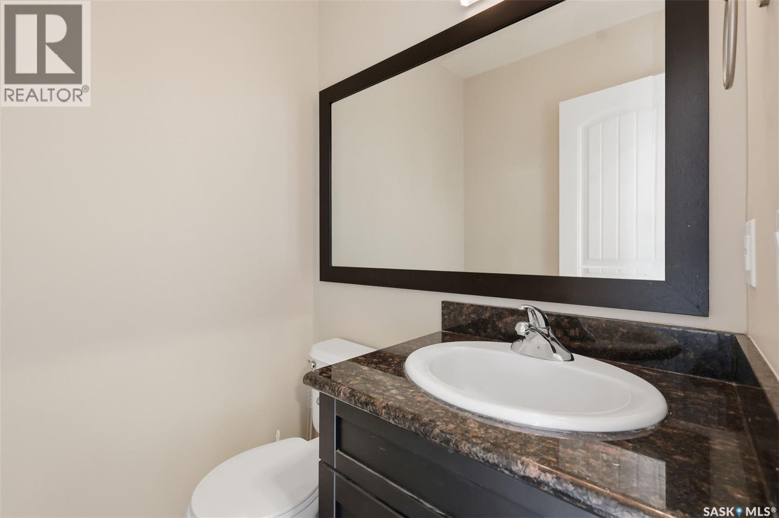 360 Willowgrove Lane, Saskatoon, SK - Indoor Photo Showing Bathroom