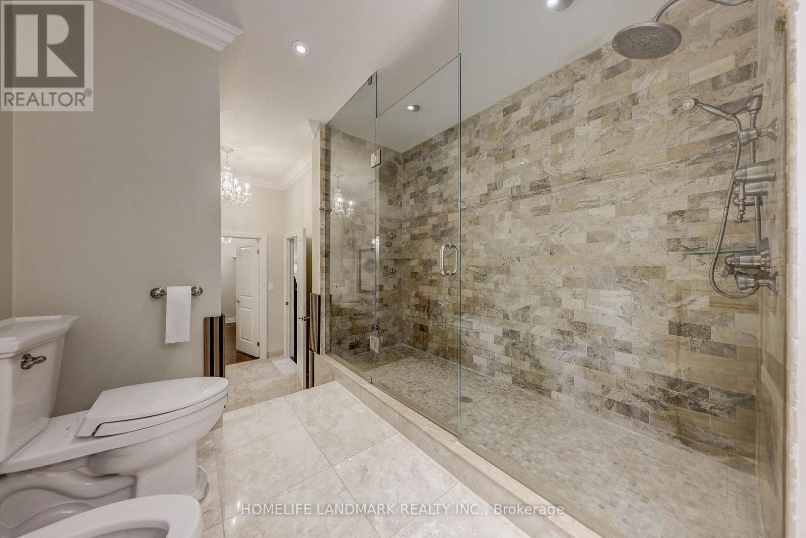 38 Misty Crescent, Toronto, ON - Indoor Photo Showing Bathroom