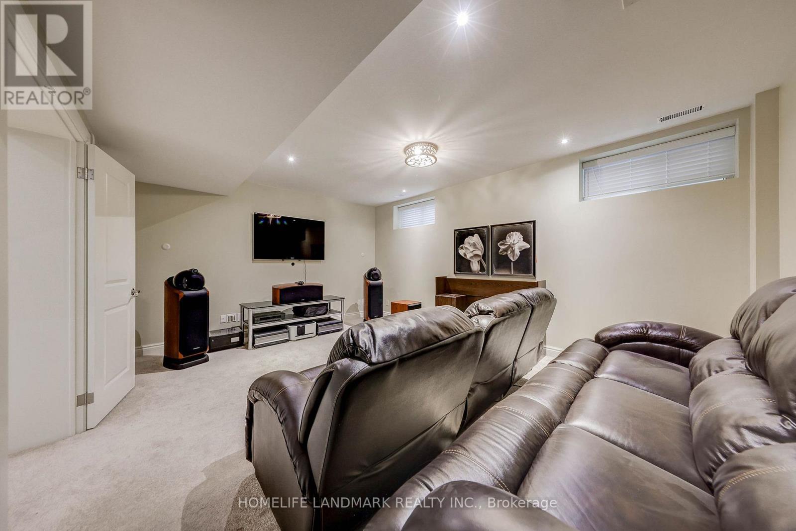 38 Misty Crescent, Toronto, ON - Indoor Photo Showing Basement