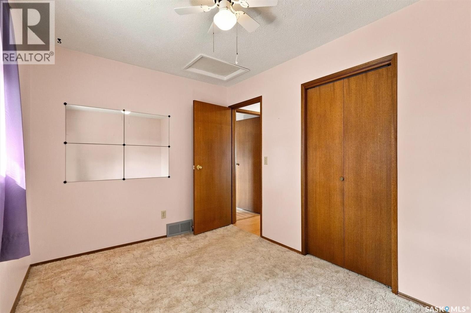 1202 Mccormack Road, Saskatoon, SK - Indoor