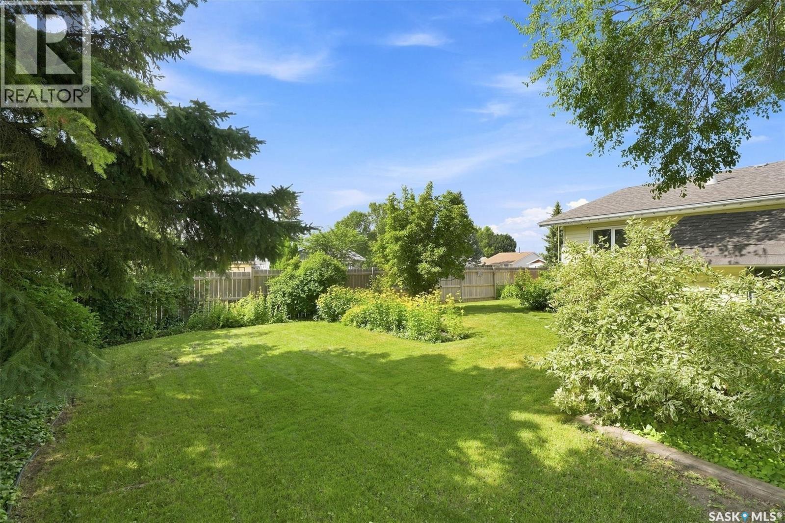 1202 Mccormack Road, Saskatoon, SK - Outdoor