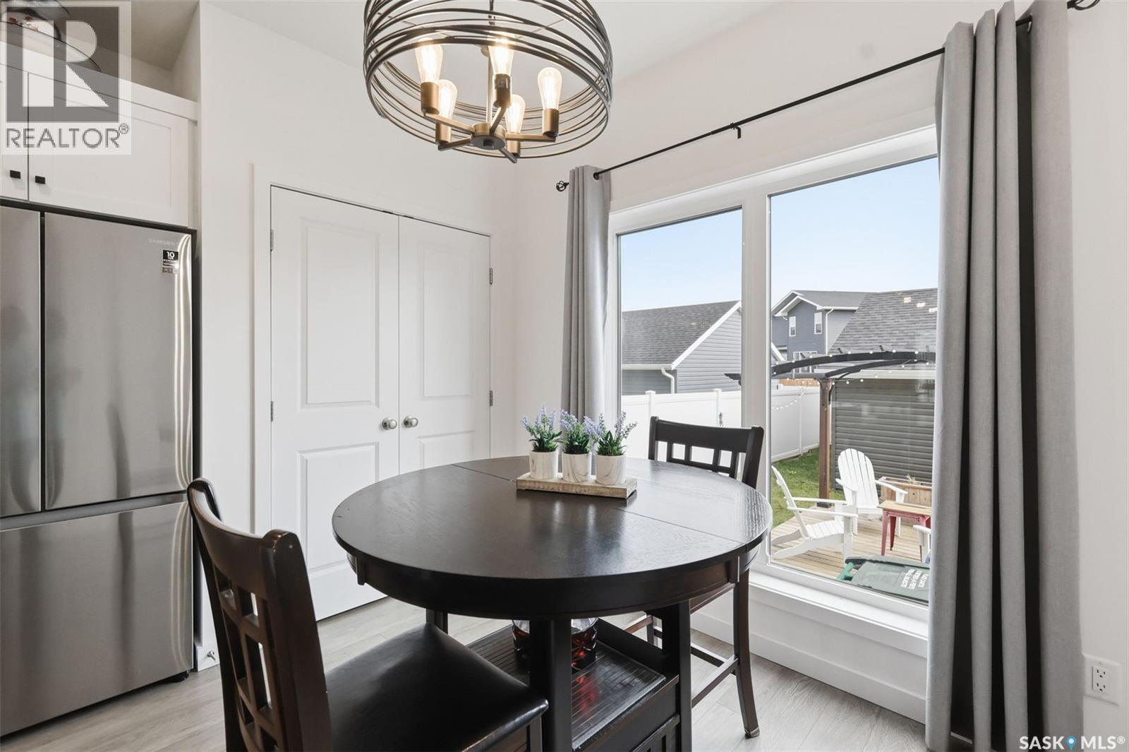 520 Brighton Gate, Saskatoon, SK - Indoor Photo Showing Dining Room