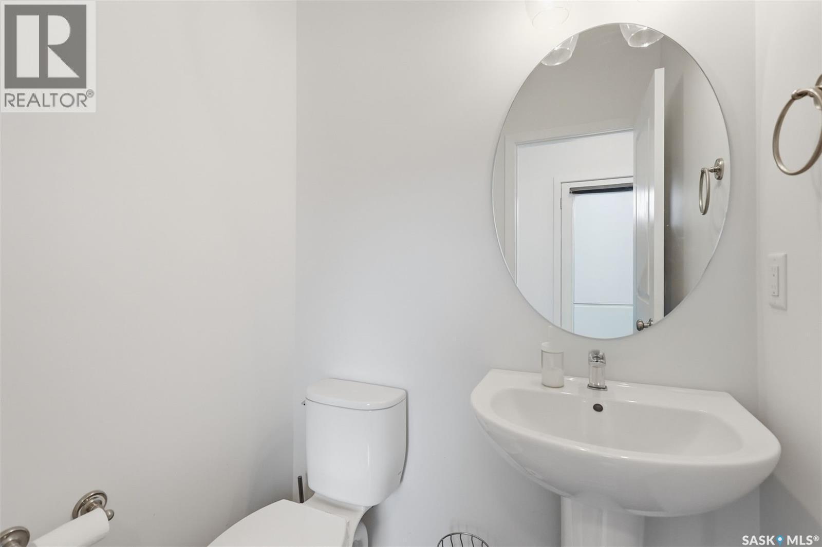 520 Brighton Gate, Saskatoon, SK - Indoor Photo Showing Bathroom