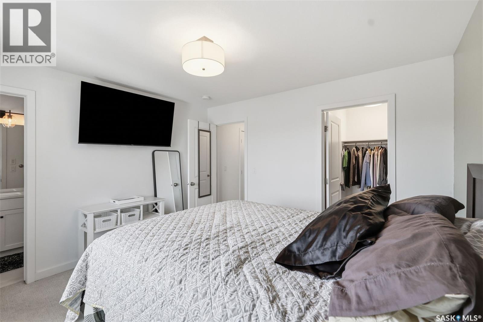 520 Brighton Gate, Saskatoon, SK - Indoor Photo Showing Bedroom