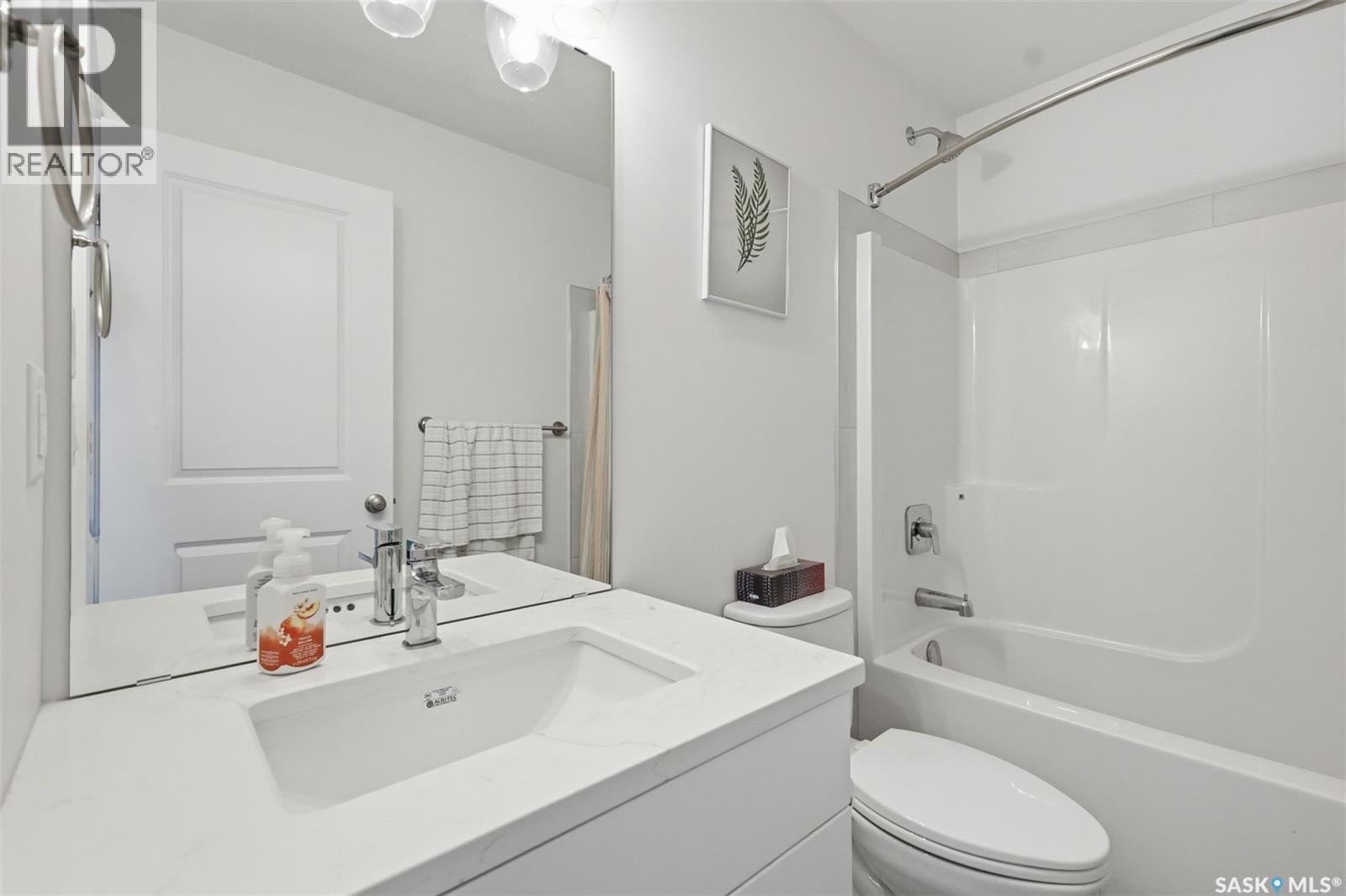 520 Brighton Gate, Saskatoon, SK - Indoor Photo Showing Bathroom