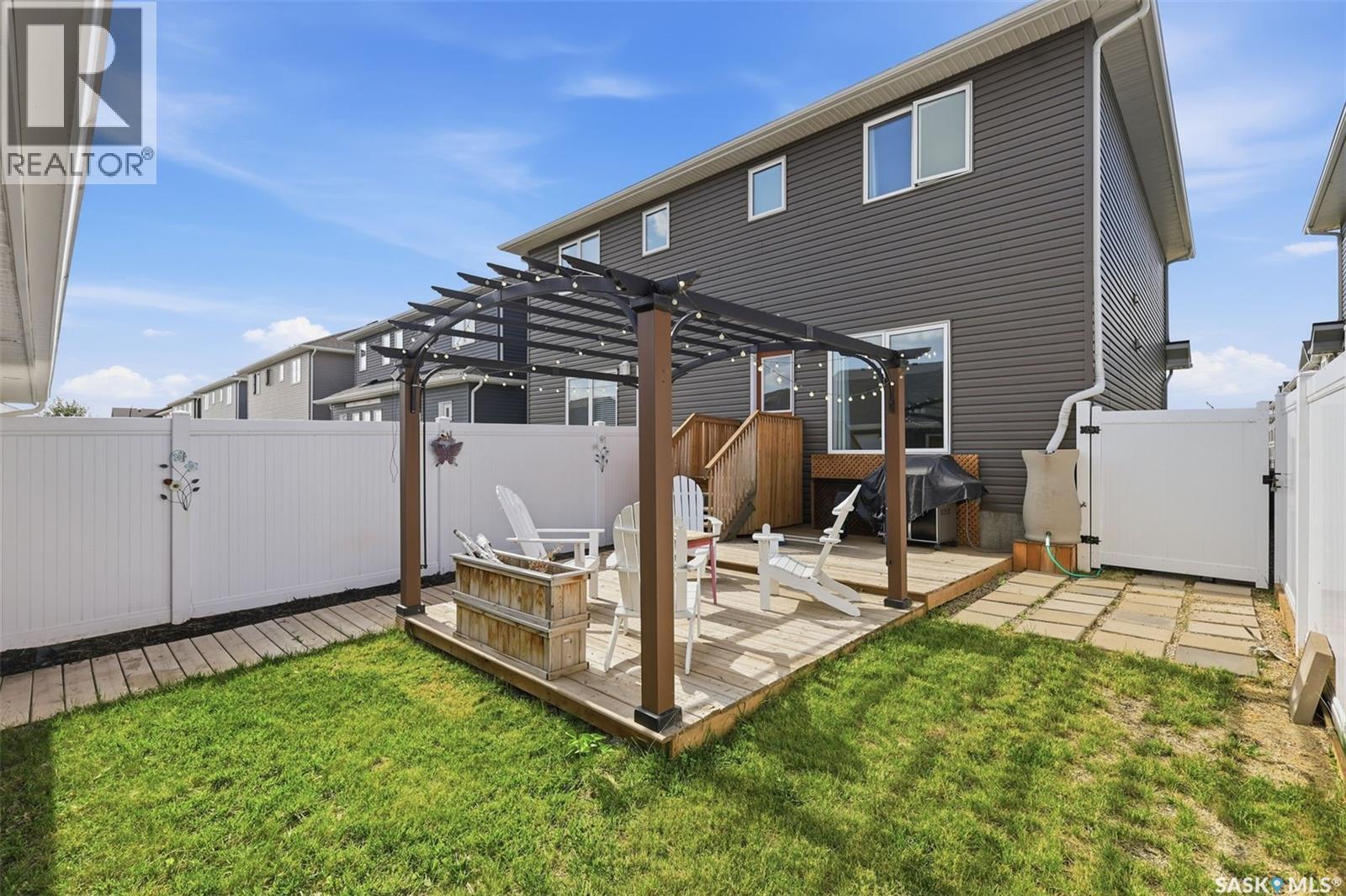 520 Brighton Gate, Saskatoon, SK - Outdoor With Exterior