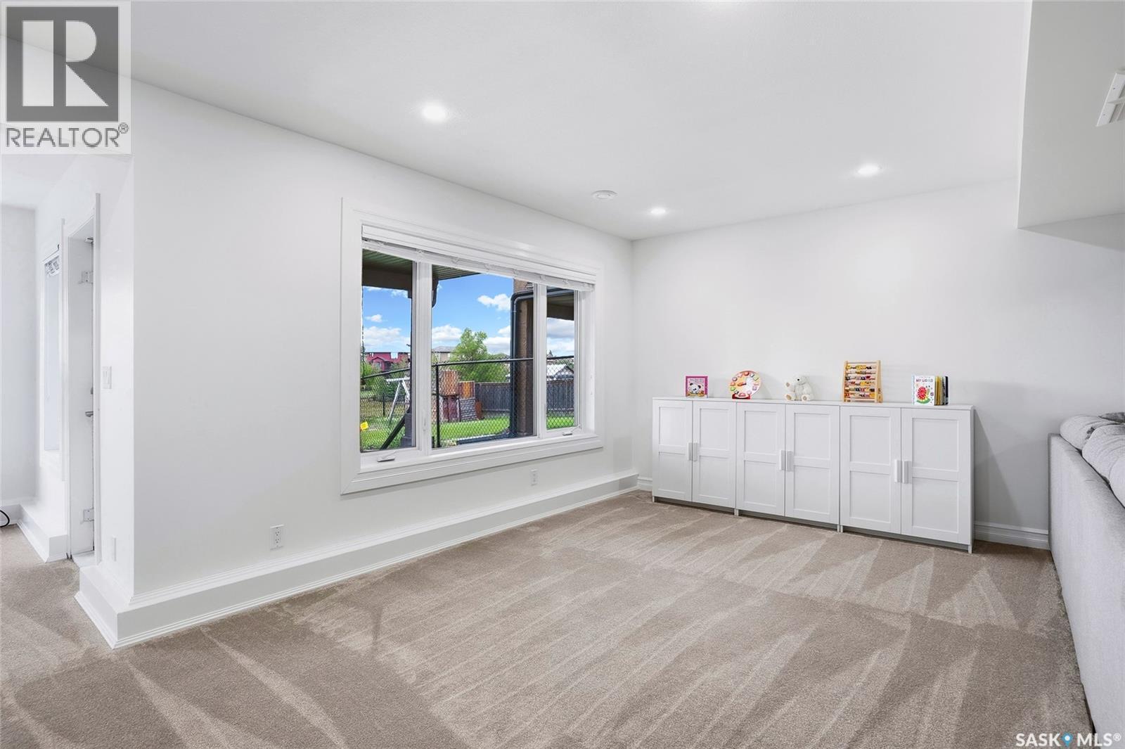 242 Denham Crescent, Saskatoon, SK - Indoor