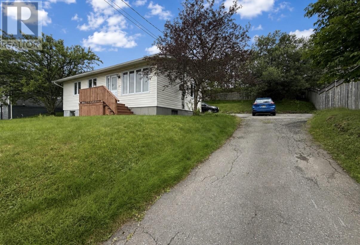 11 Caribou Road, Grand Falls-Windsor, NL - Outdoor