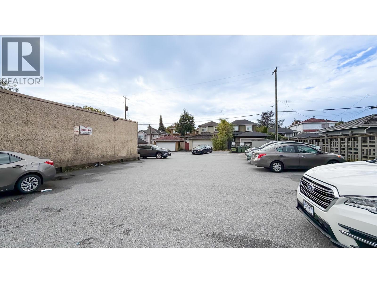 8263 Oak Street, Vancouver, BC