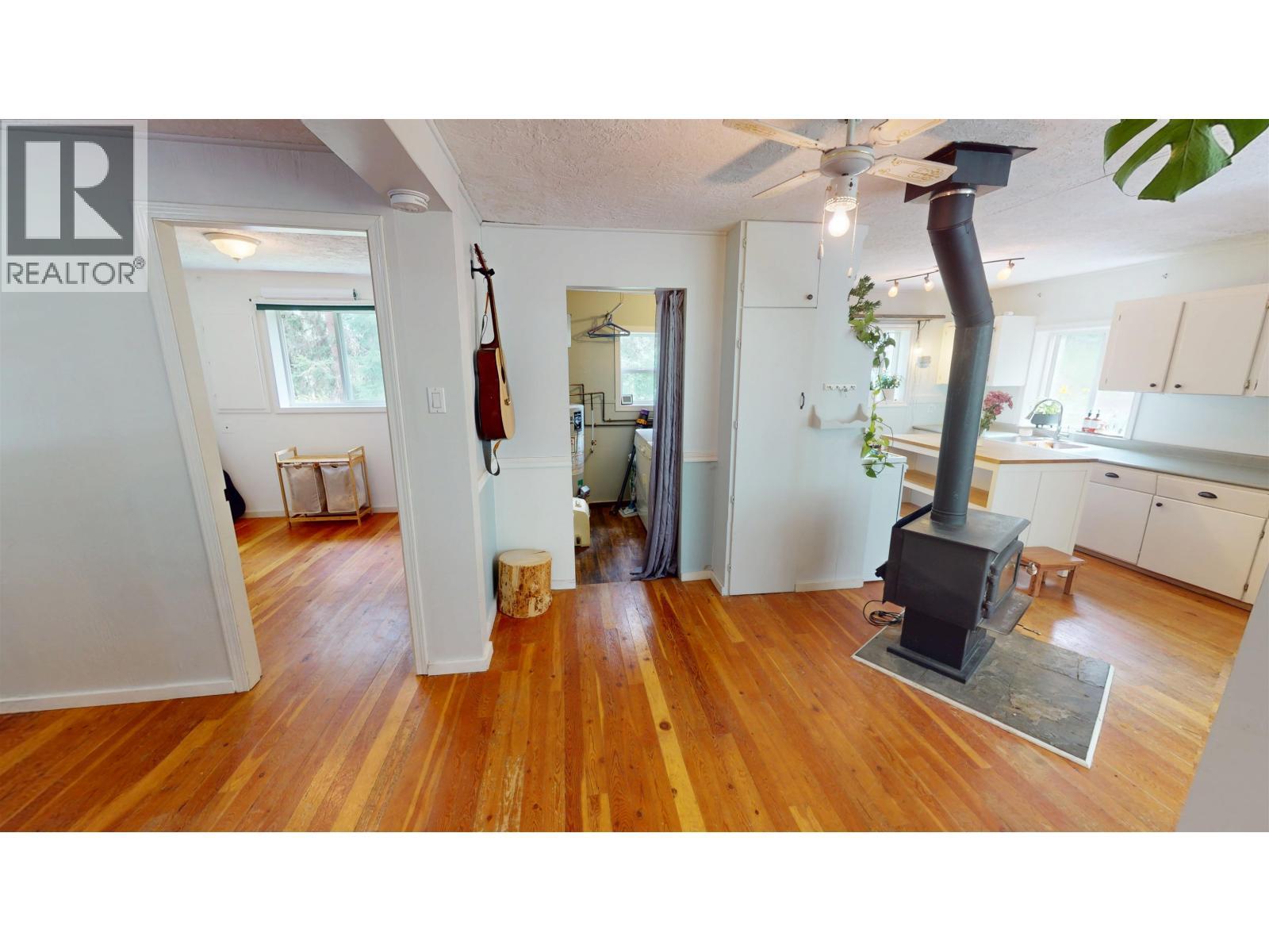 1154 Marsh Road, Quesnel, BC - Indoor