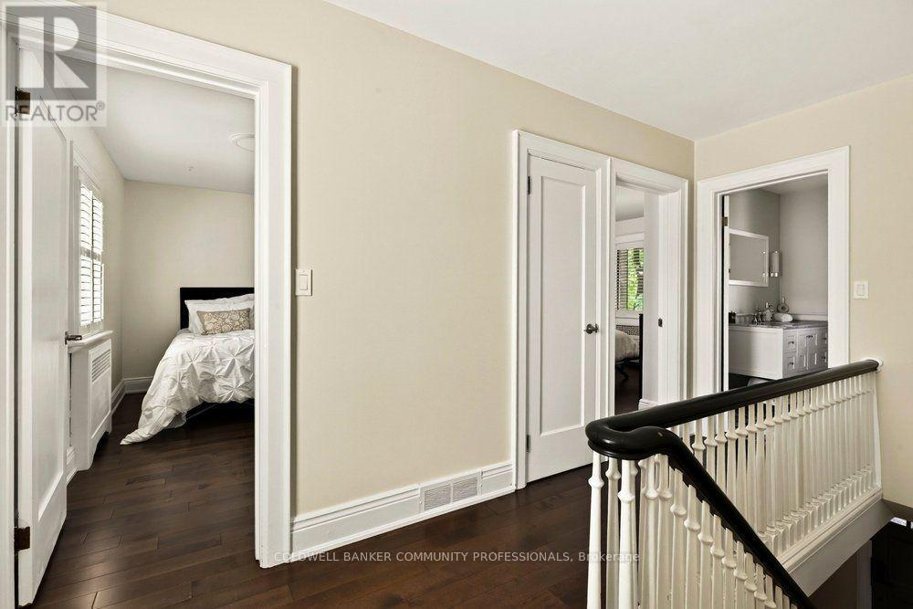 71 Stanley Avenue, Hamilton, ON - Indoor Photo Showing Other Room
