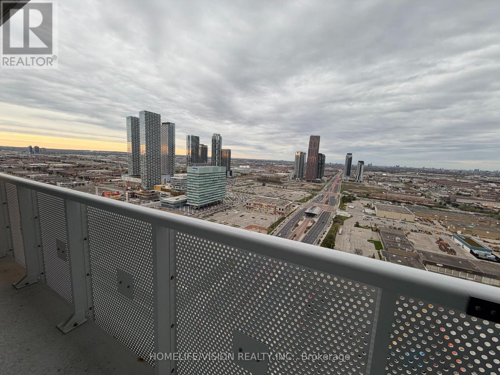 3207 - 8 Interchange Way, Vaughan, ON - Outdoor With Balcony With View