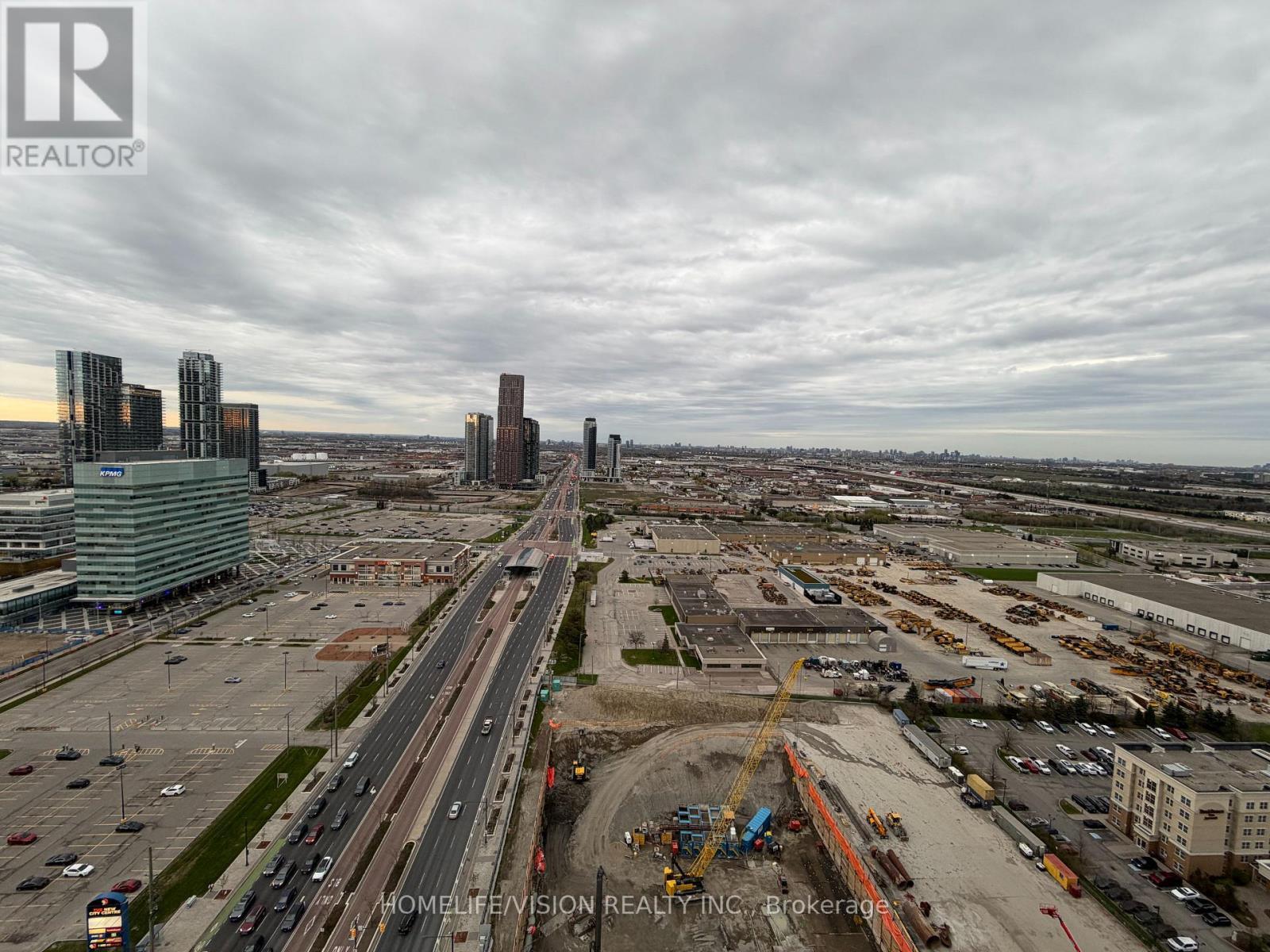 3207 - 8 Interchange Way, Vaughan, ON - Outdoor With View