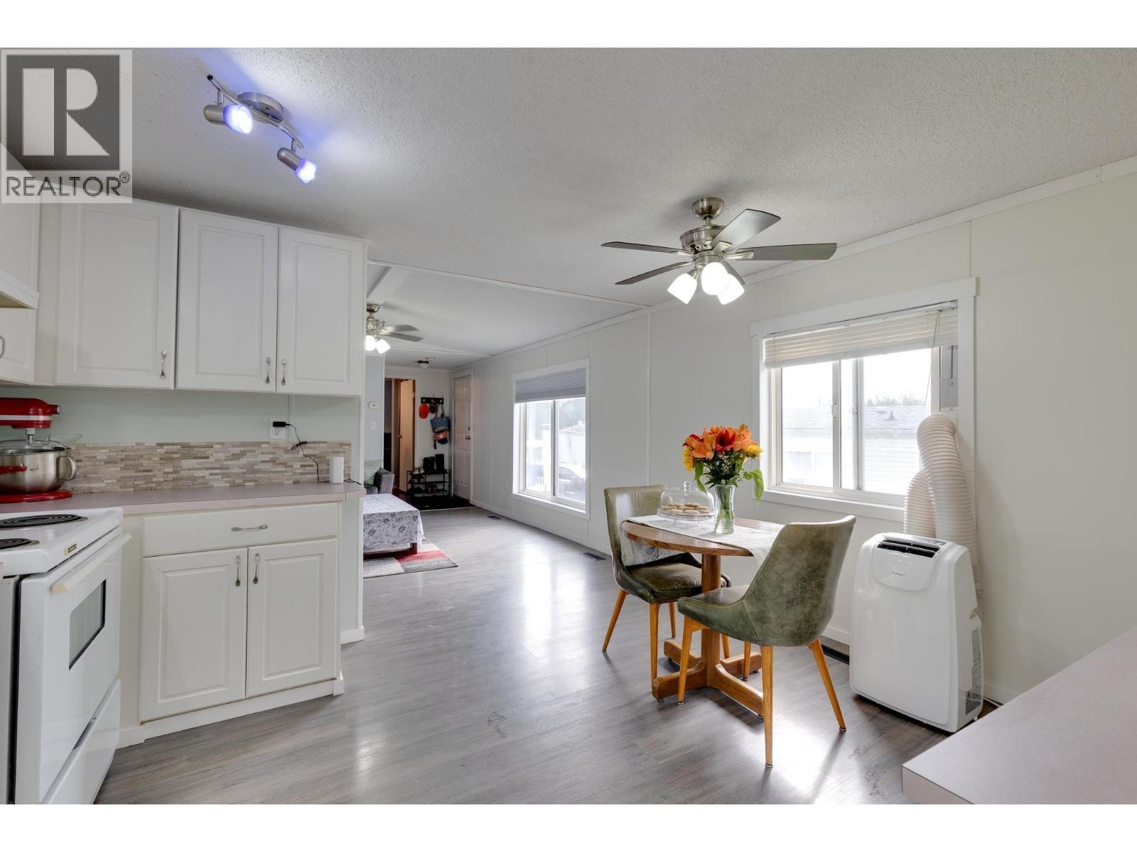 181 2500 Grant Road, Prince George, BC - Indoor