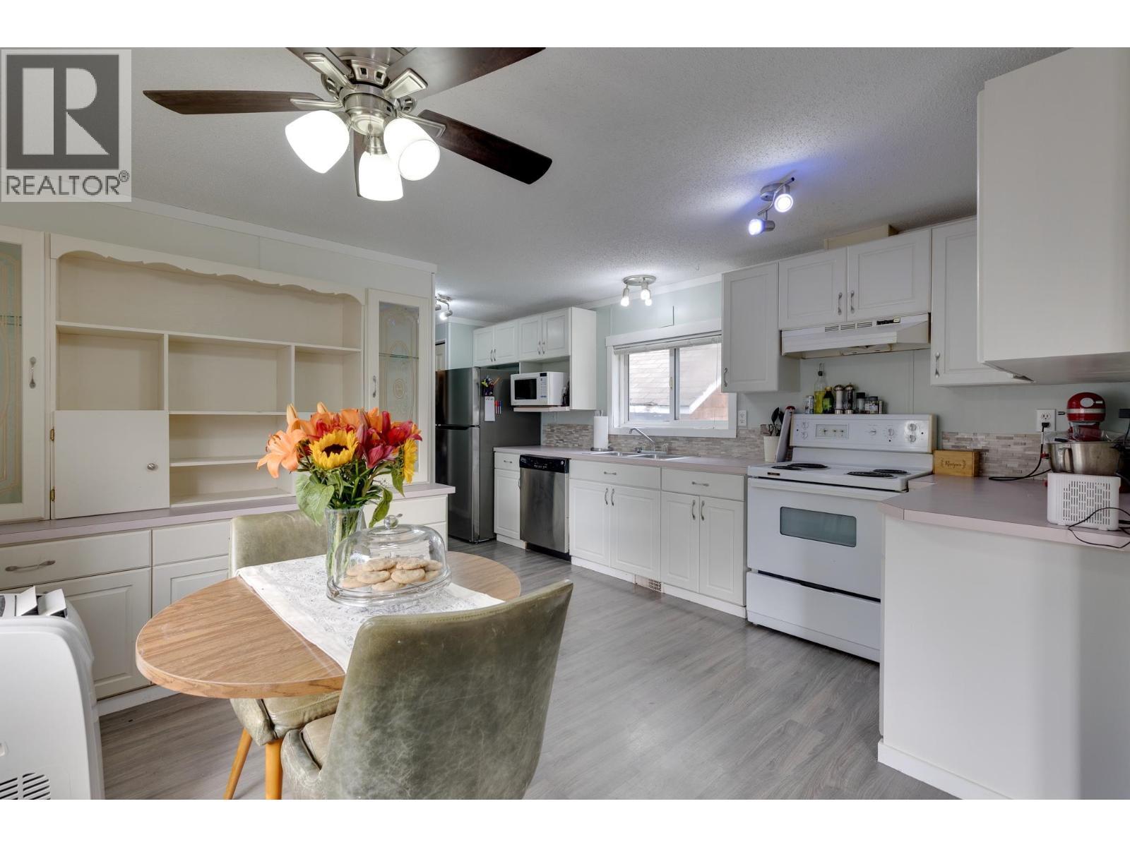 181 2500 Grant Road, Prince George, BC - Indoor
