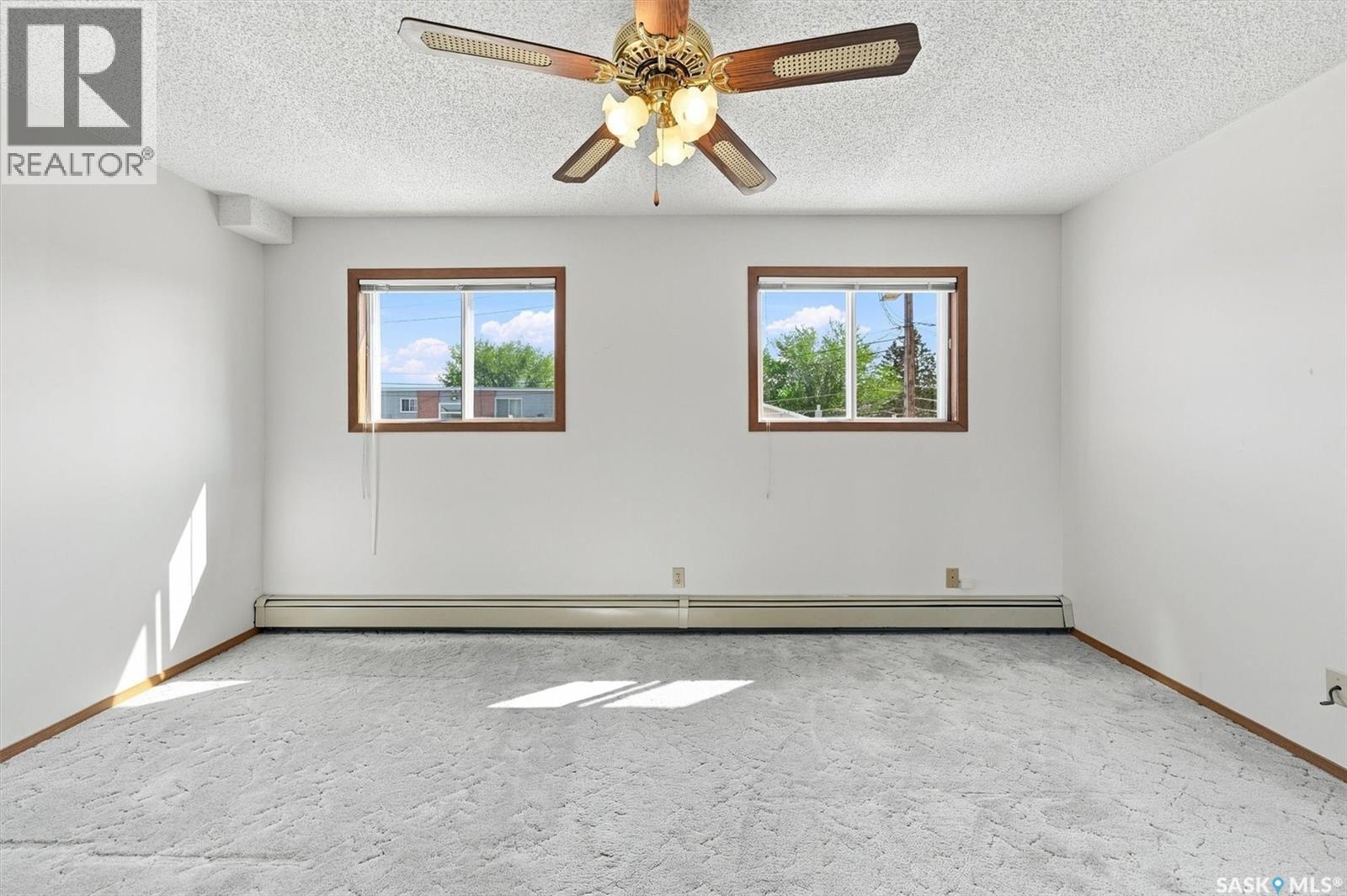 202 1215 Louise Avenue, Saskatoon, SK - Indoor Photo Showing Other Room