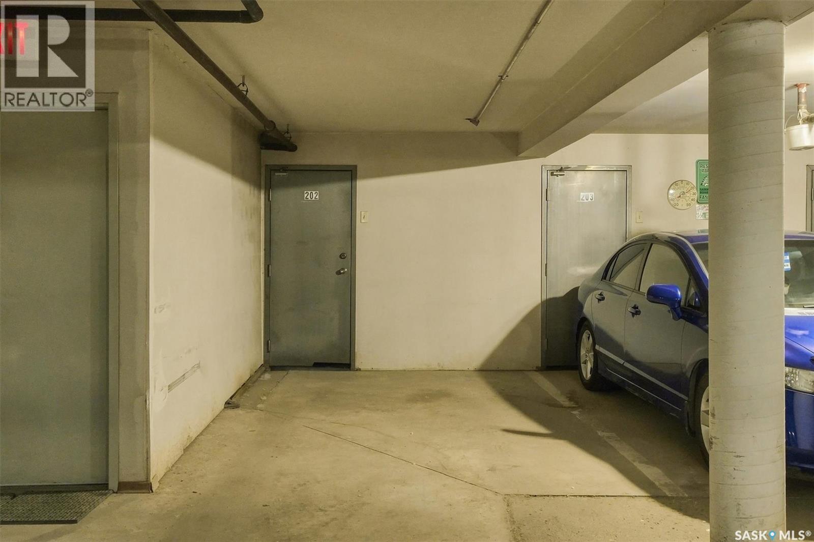 202 1215 Louise Avenue, Saskatoon, SK - Indoor