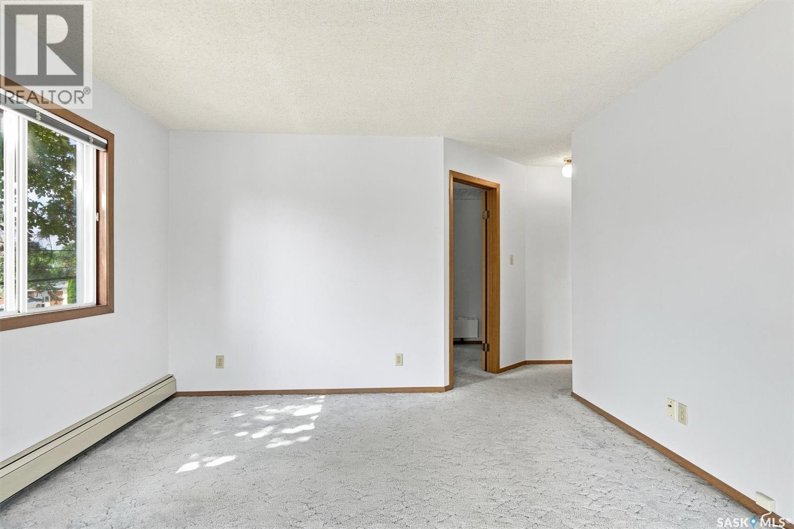 202 1215 Louise Avenue, Saskatoon, SK - Indoor Photo Showing Other Room