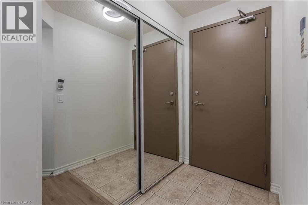 2325 Central Park Drive Unit# 709, Oakville, ON - Indoor Photo Showing Other Room