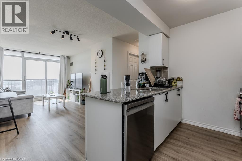 2325 Central Park Drive Unit# 709, Oakville, ON - Indoor