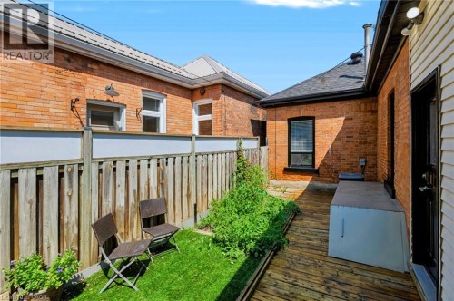 442 King William Street, Hamilton, ON - Outdoor With Exterior