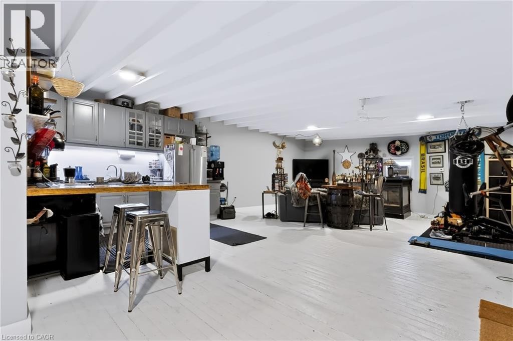 442 King William Street, Hamilton, ON - Indoor