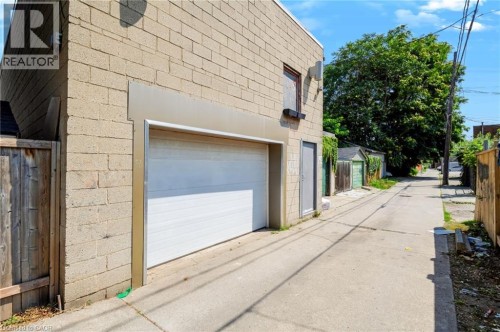 442 King William Street, Hamilton, ON - Outdoor With Exterior