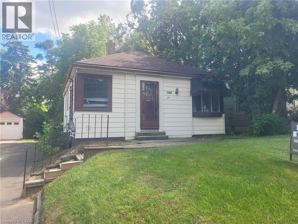 241 Haddon Avenue S, Hamilton, ON - Outdoor